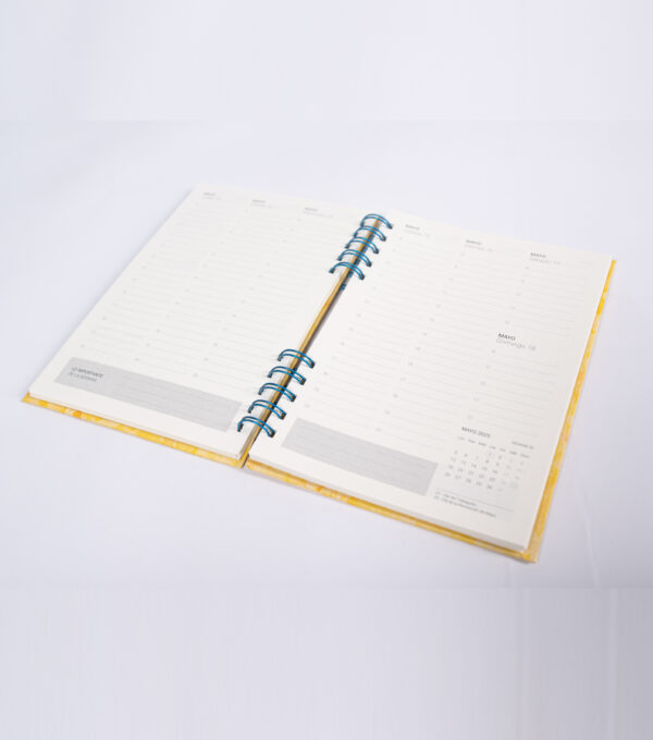 Agenda Semanal A5 Texturizado color amarillo con flores - Image 3