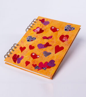 Cuaderno A5 "Corazones"