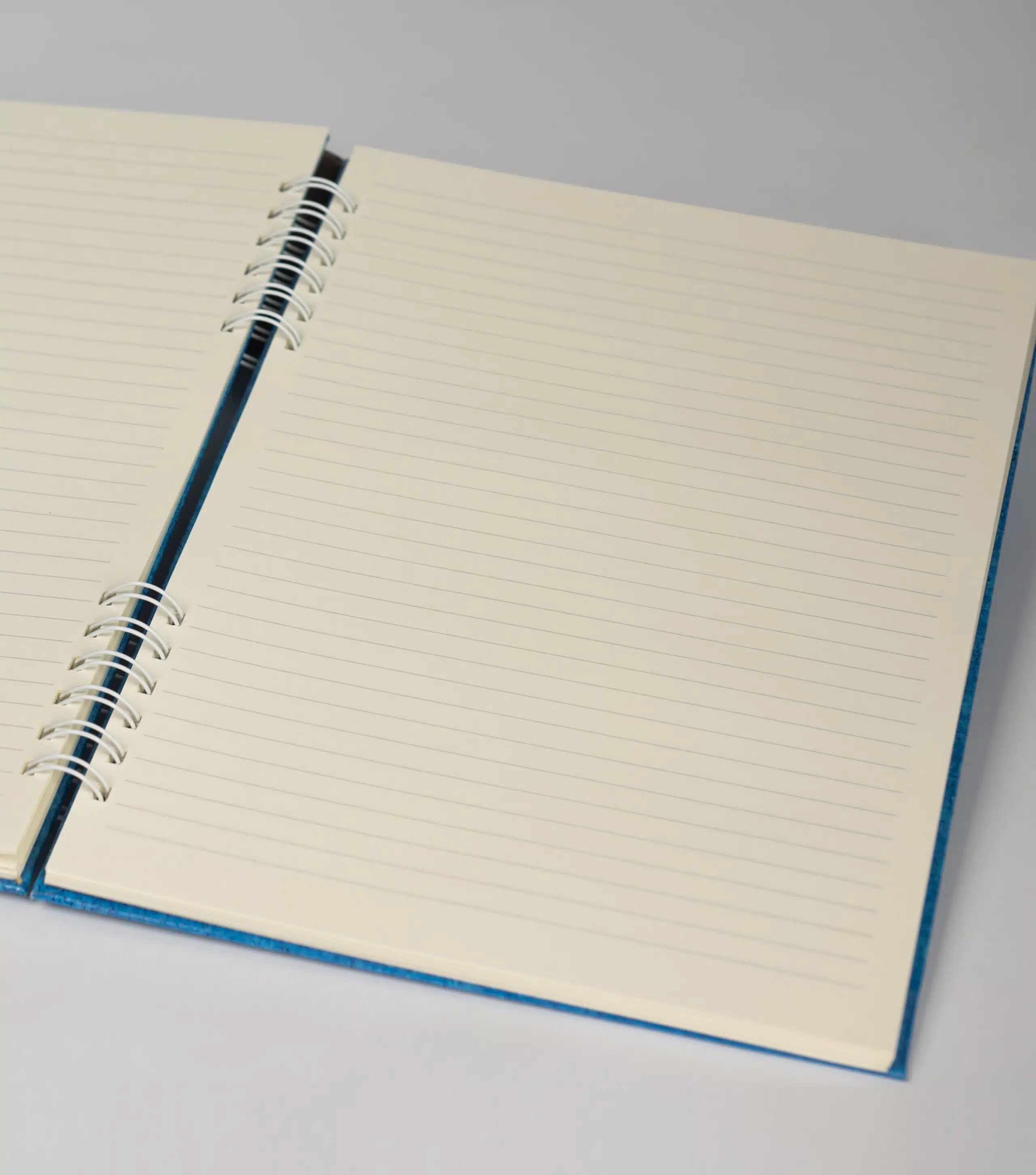 Cuaderno A4 Texturizado color azul - Imagen 6