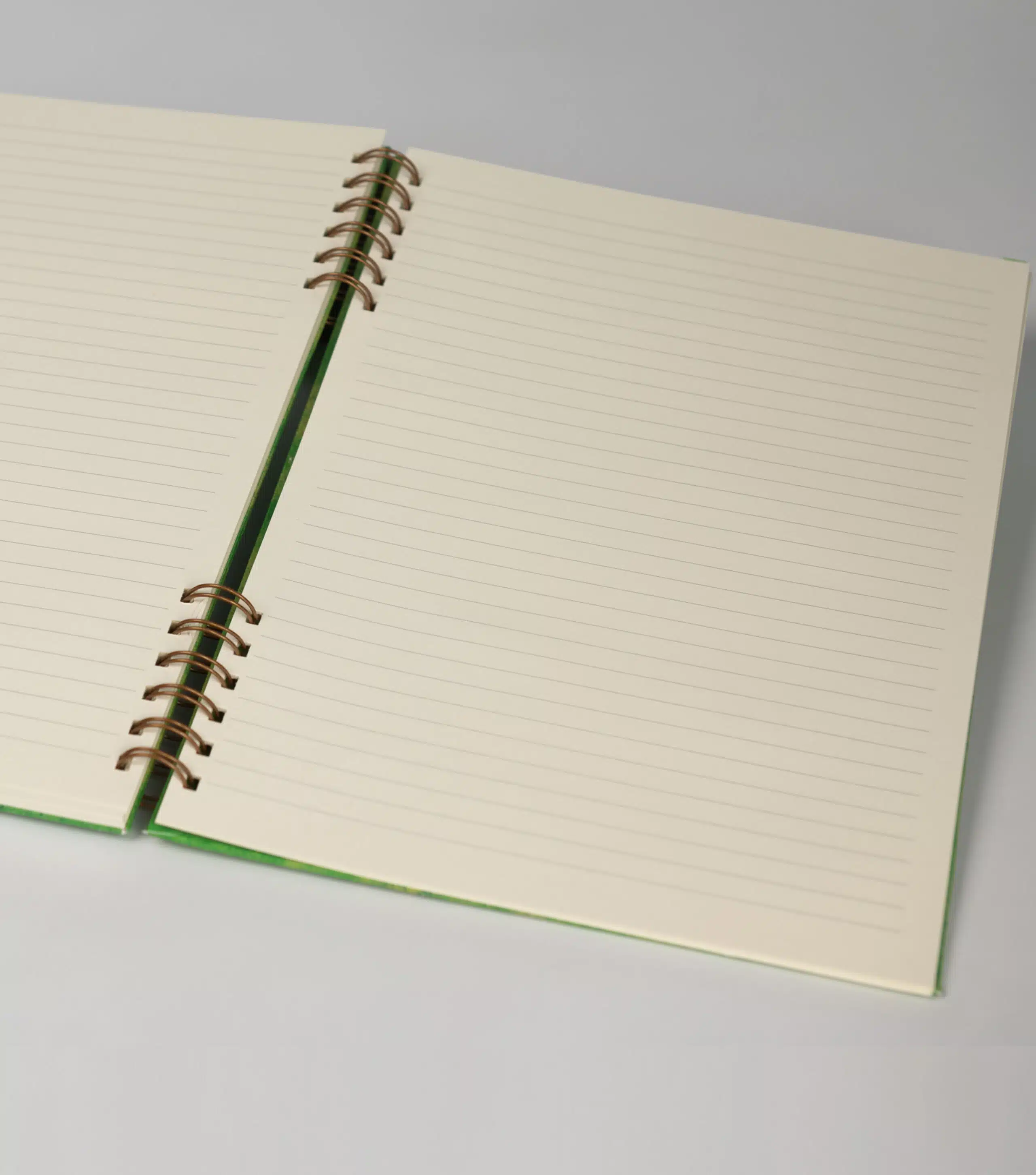 Cuaderno A4 Texturizado color verde - Imagen 5